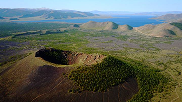 Khorgo terkhiin tsagaan nuur national park